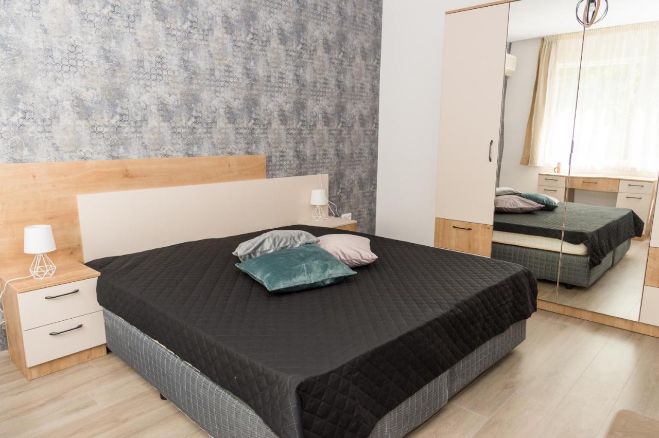 Alagen Apartments Burgas Extérieur photo
